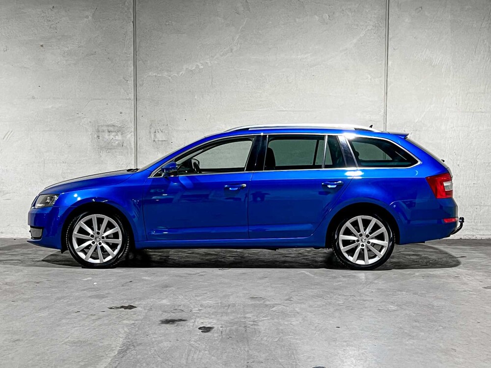 Skoda Octavia Combi 1.4 TSI -Automaat- Elegance Business line 140pk 2014, 8-TLG-86 