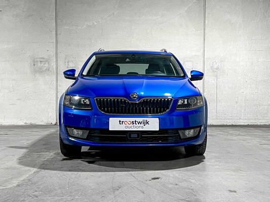 Skoda Octavia Combi 1.4 TSI -Automaat- Elegance Business line 140pk 2014, 8-TLG-86
