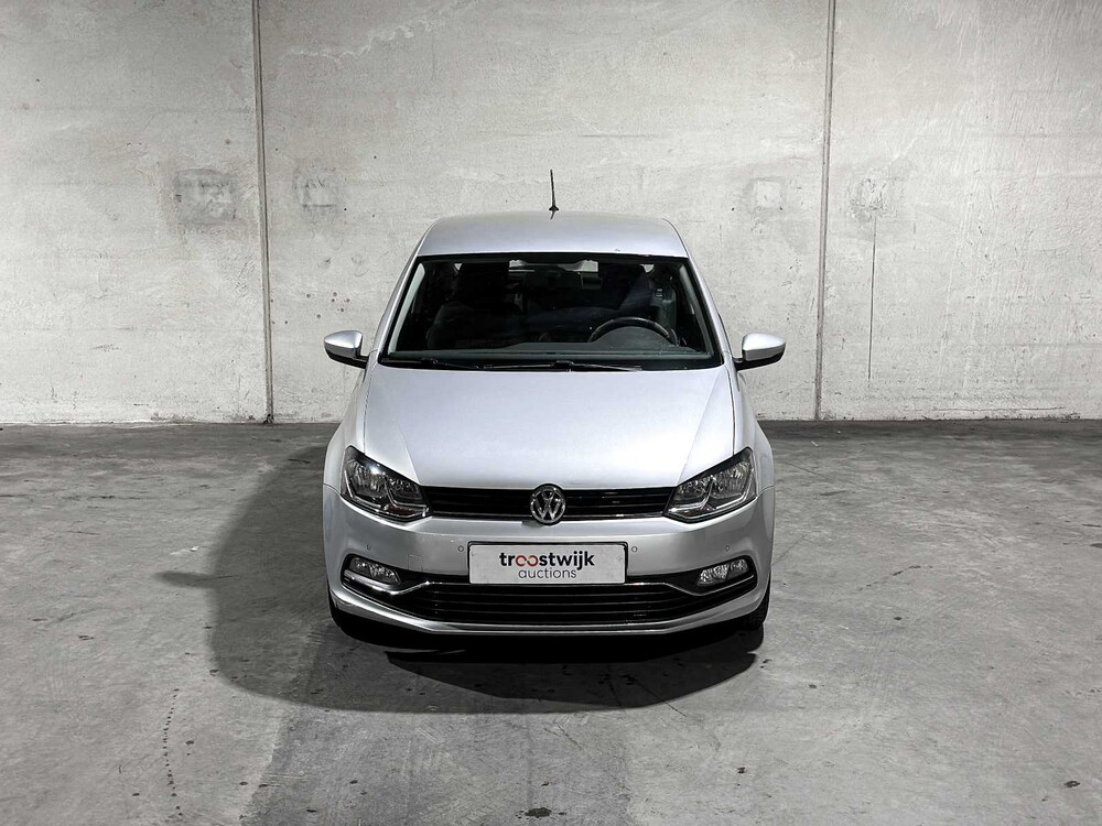 Volkswagen Polo 1.2 TSI Comfortline 90pk 2016, J-776-VR