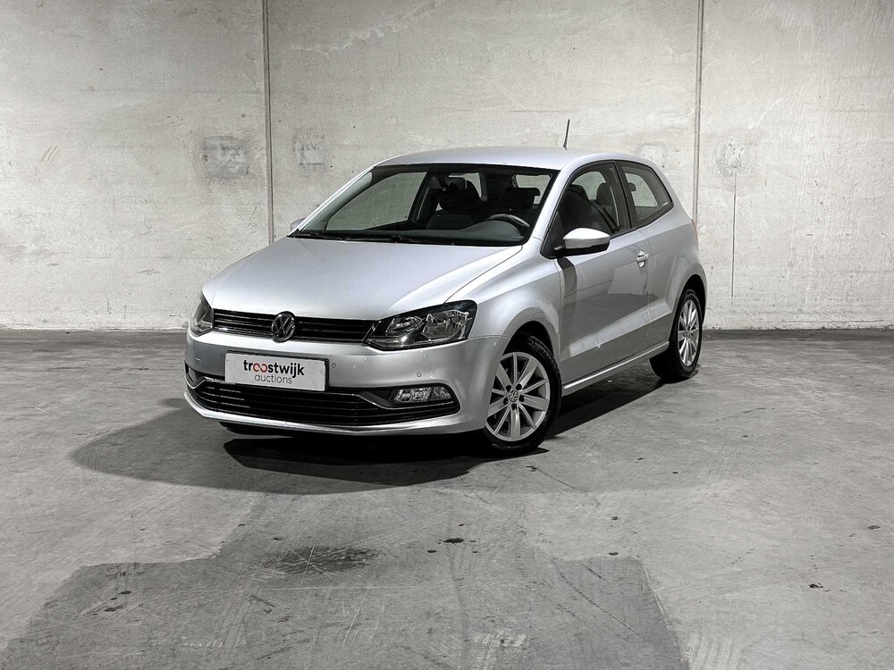 Volkswagen Polo 1.2 TSI Comfortline 90pk 2016, J-776-VR