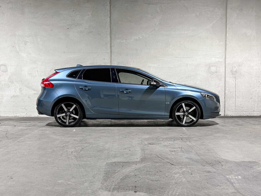 Volvo V40 1.6 T3 Kinetic 150pk 2012, 53-XVV-5