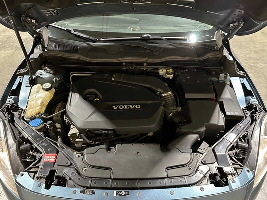 Volvo V40 1.6 T3 Kinetic 150pk 2012, 53-XVV-5