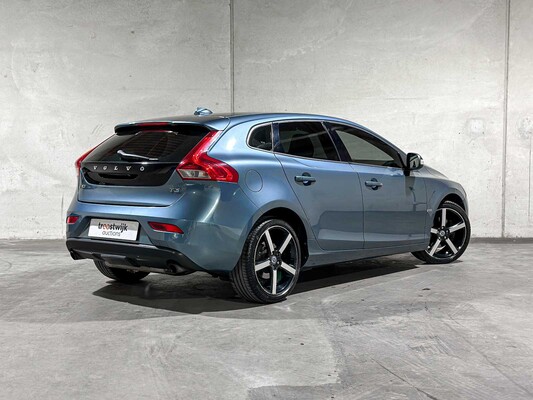 Volvo V40 1.6 T3 Kinetic 150pk 2012, 53-XVV-5