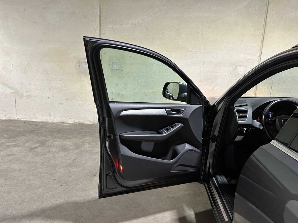 Audi Q5 2.0 TFSI Quattro S-Line Pro Line S 211pk 2009, 7-KHL-48