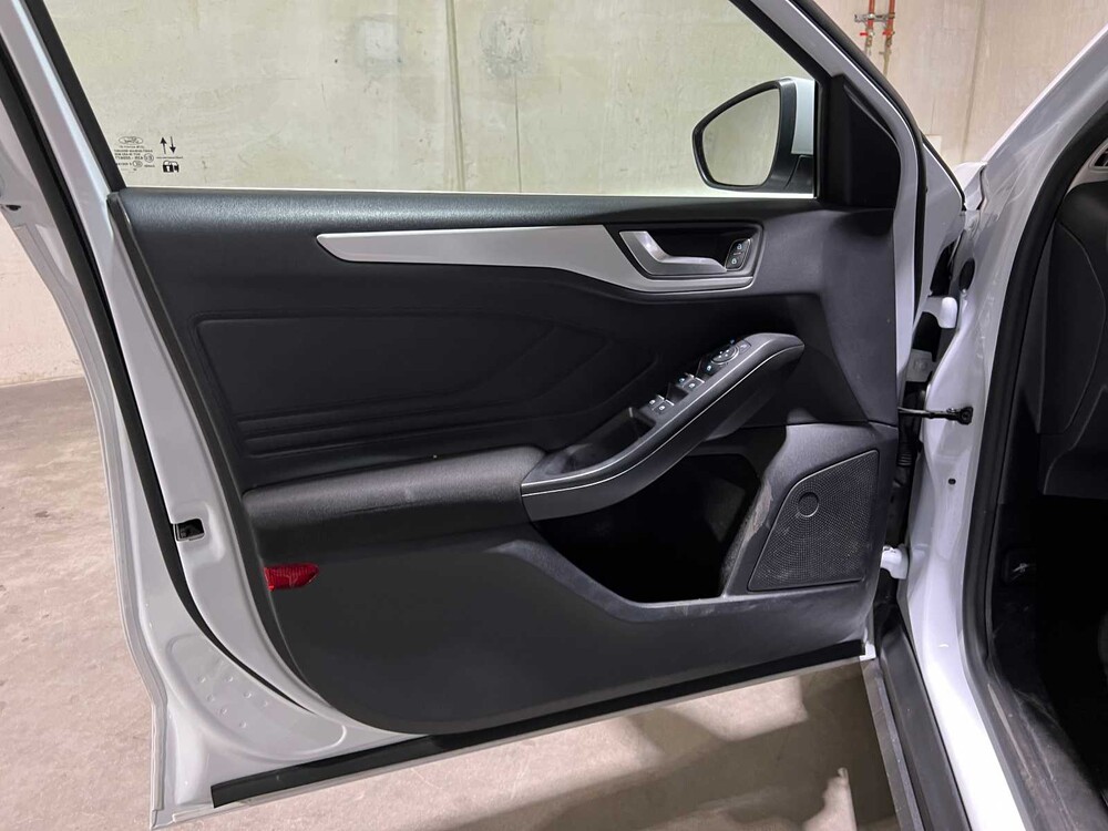 Ford Focus Kombi 1.5 EcoBlue Trend Edition Business 120PS 2020, J-767-VH