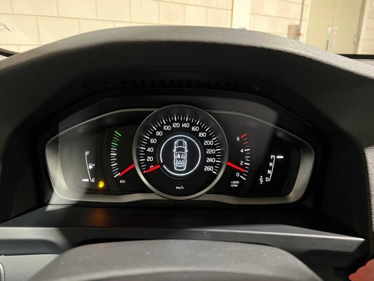Volvo V60 2.0 D2 Momentum 120pk 2016 -Automaat-, H-765-RV