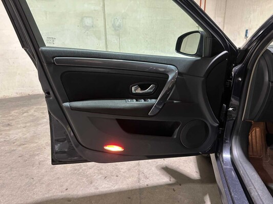 Renault Laguna Estate 2.0 Dynamique 140pk 2010, 36-NKG-6