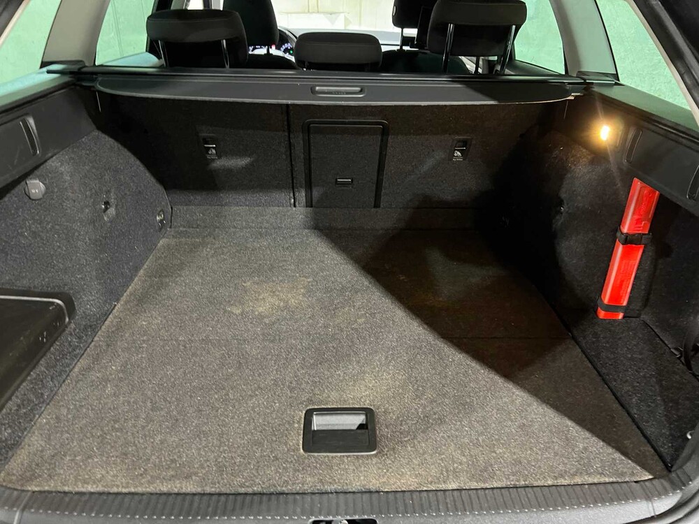 Skoda Octavia Combi 1.0 TSI Greentech Style Business -Automaat- 116pk 2018, SF-987-N