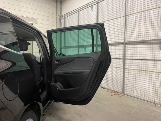 Opel Zafira Tourer 1.4 Cosmo 7p. 140 pk 2013 (Origineel-NL), 66-ZSK-9