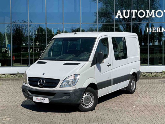 Personen- en bedrijfsauto's te Tiel