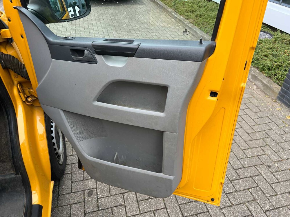 Volkswagen Transporter 2.0 TDI 102pk 2013, VD-223-D