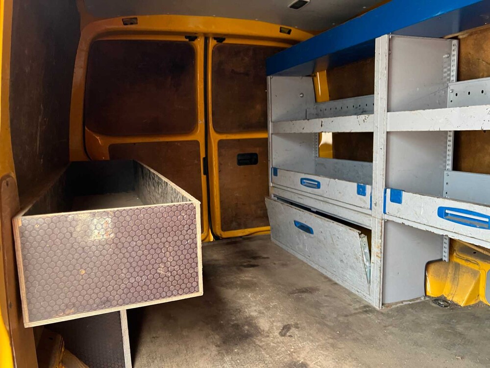 Volkswagen Transporter 2.0 TDI 102pk 2013, VD-223-D