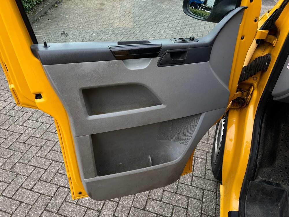 Volkswagen Transporter 2.0 TDI 102pk 2013, VD-223-D