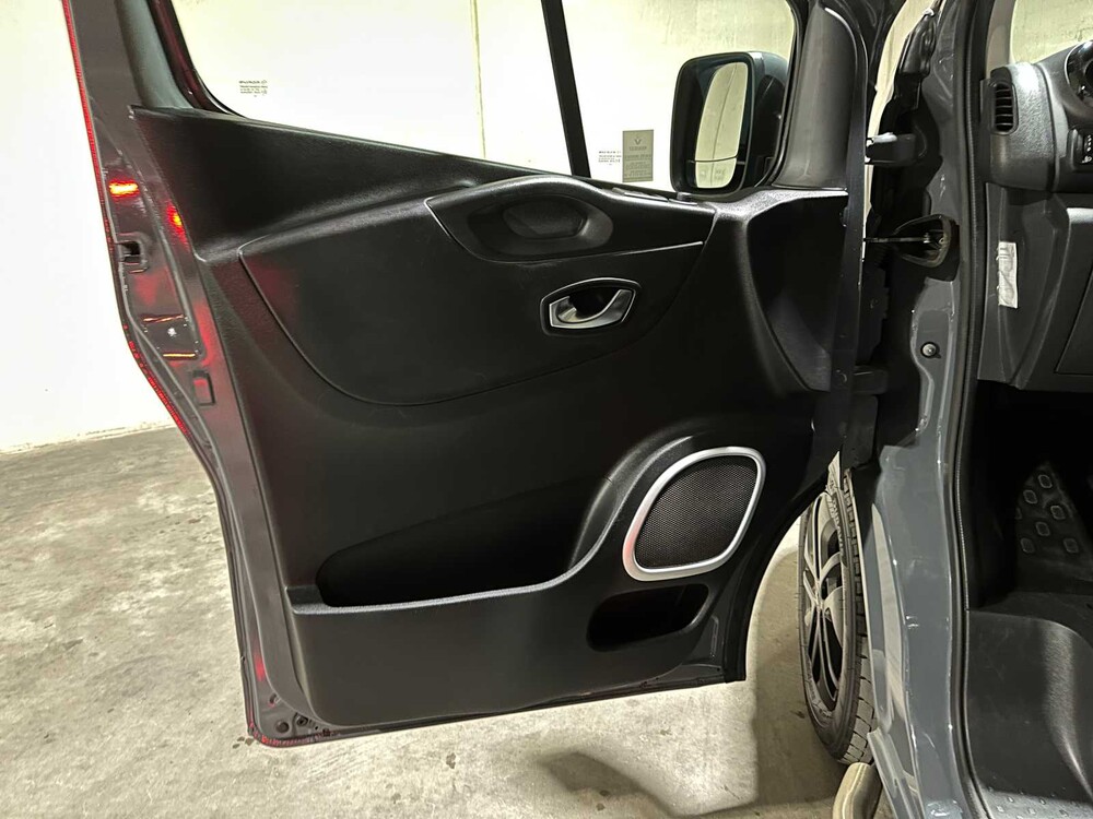 Renault Trafic 2.0 dCi 170 T29 L2H1 DC Luxe -Automaat- 170pk 2020, VFV-15-B