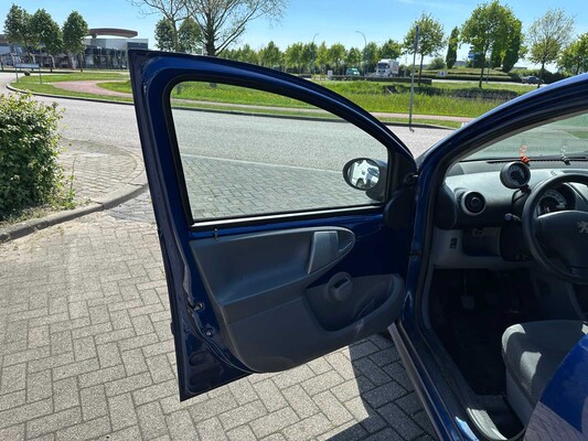 Peugeot 107 1.0-12V XR 68pk 2006, 1-SVR-93