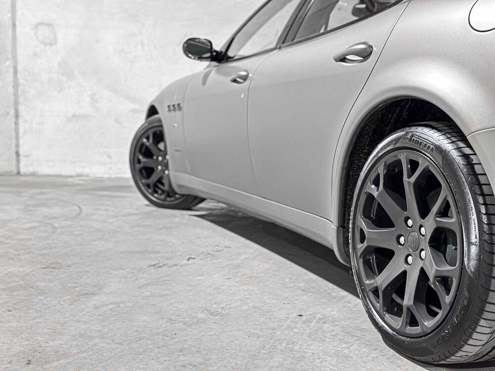 Maserati Quattroporte 4.2 V8 Duo Select 401pk 2005, 13-RL-XN Youngtimer