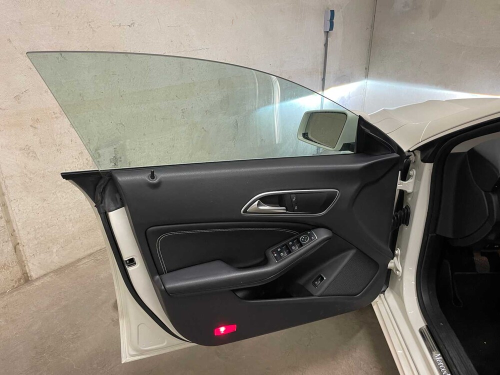 Mercedes-Benz CLA180 CDI Lease Edition 109 pk 2016 CLA-klasse, HV-978-B