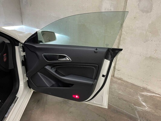 Mercedes-Benz CLA180 CDI Lease Edition 109 PS 2016 CLA-Klasse, HV-978-B