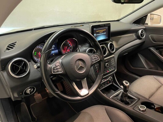 Mercedes-Benz CLA180 CDI Lease Edition 109 PS 2016 CLA-Klasse, HV-978-B