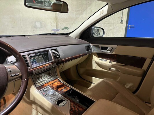 Jaguar XF 2.7D V6 Luxus 207PS 2008, 69-HXG-3 Youngtimer