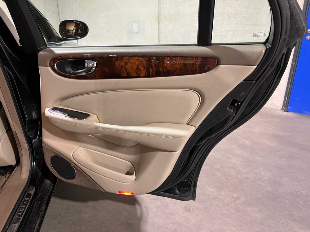 Jaguar XJ 3.5 V8 258pk 2003, NL-Kenteken 