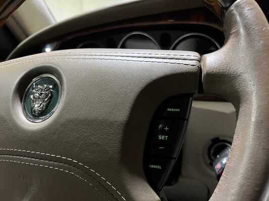 Jaguar XJ 3.5 V8 258pk 2003, NL-Kenteken
