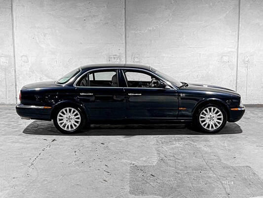 Jaguar XJ 3.5 V8 258pk 2003, NL-Kenteken