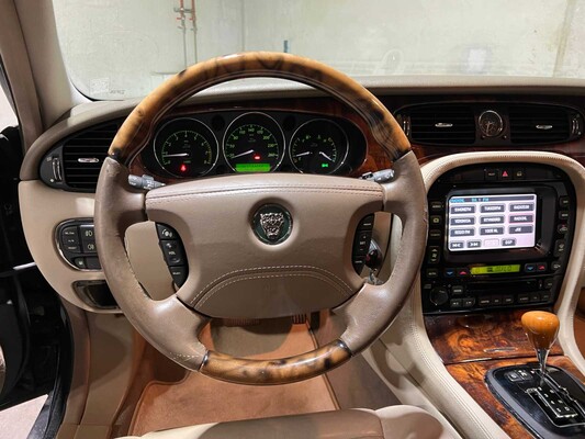 Jaguar XJ 3.5 V8 258pk 2003, NL-Kenteken