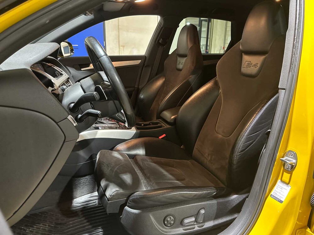 Audi S4 Avant 3.0 TFSI V6 Quattro 400pk 520nm (Hartog) B8 2009, ZF-315-N