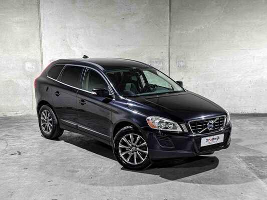 Volvo XC60 2.0 D4 5-cylinder Momentum 163hp 2012, KT-999-X