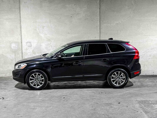 Volvo XC60 2.0 D4 5-cylinder Momentum 163hp 2012, KT-999-X