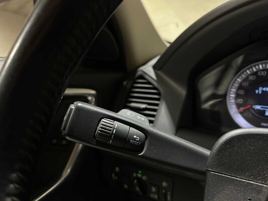 Volvo XC60 2.0 D4 5-cylinder Momentum 163hp 2012, KT-999-X