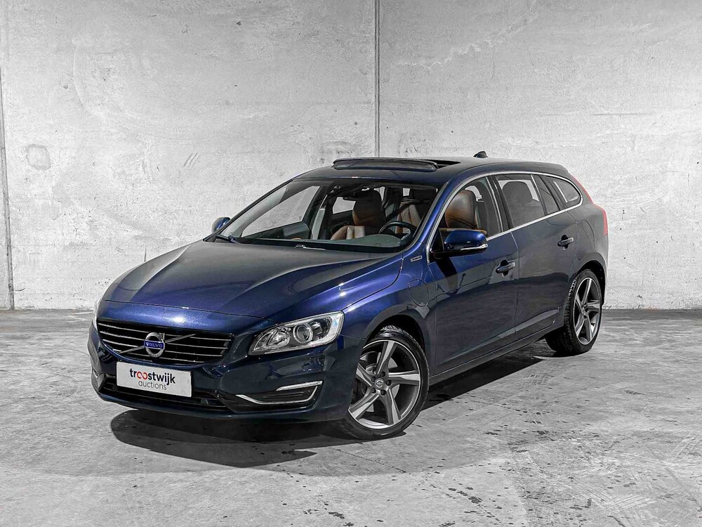 Volvo V60 2.4 D6 AWD Plug-In Hybrid Summum 286pk 2014, 4-TJX-19