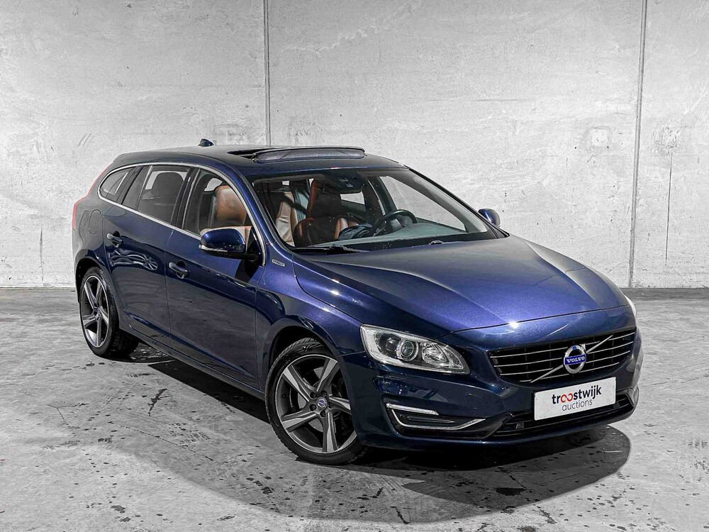 Volvo V60 2.4 D6 AWD Plug-In Hybrid Summum 286pk 2014, 4-TJX-19