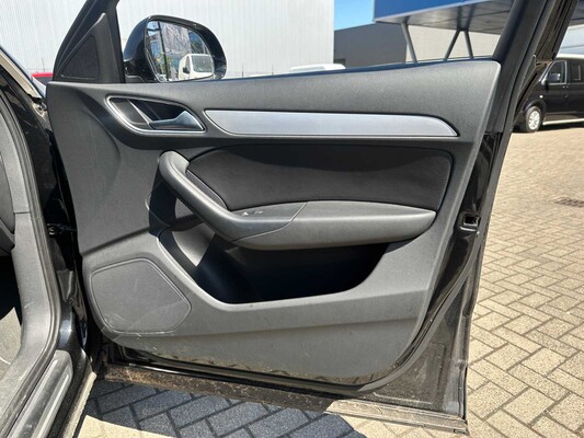 Audi Q3 1.4 TFSI CoD Sport Advance Sport 150hp 2018, RT-596-V