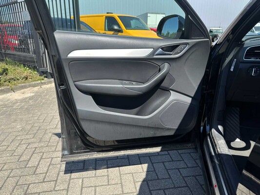 Audi Q3 1.4 TFSI CoD Sport Advance Sport 150hp 2018, RT-596-V