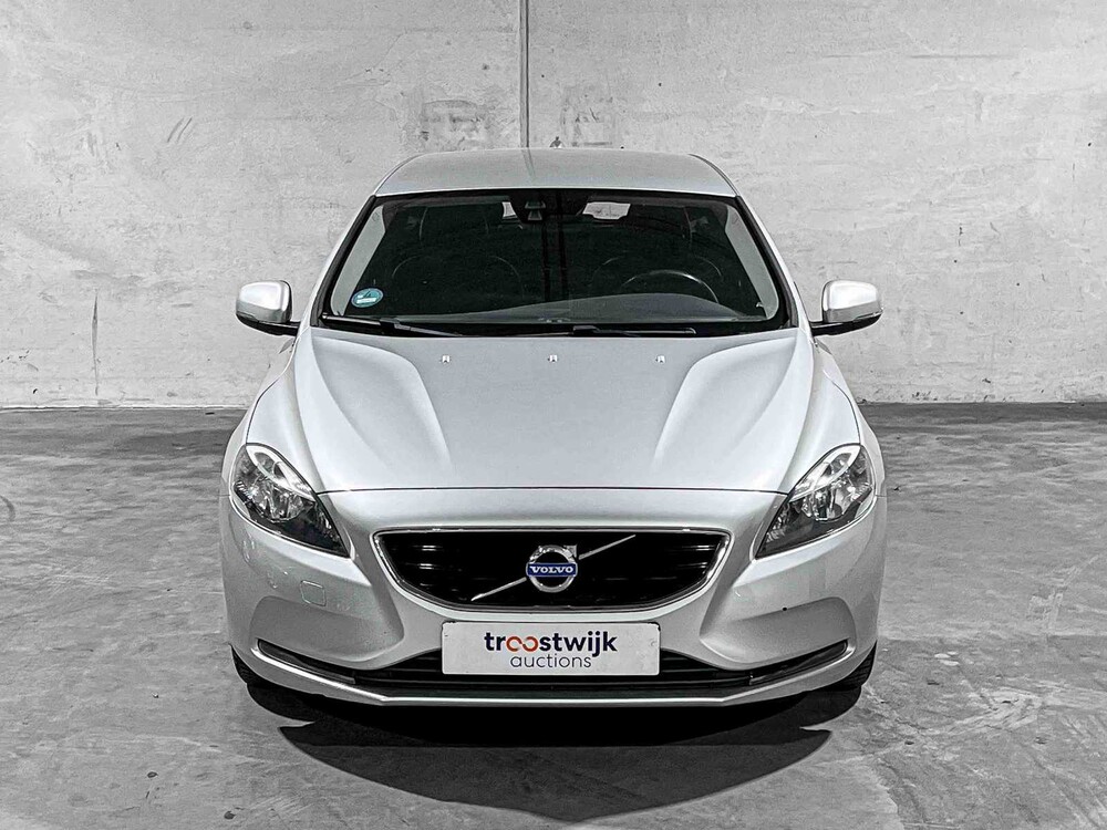 Volvo V40 2.0 D2 Momentum 120pk 2015, GH-539-N