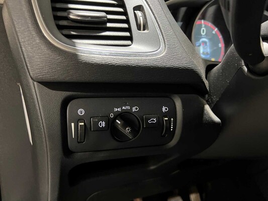 Volvo V40 2.0 D2 Momentum 120hp 2015, GH-539-N