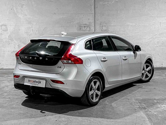 Volvo V40 2.0 D2 Momentum 120hp 2015, GH-539-N