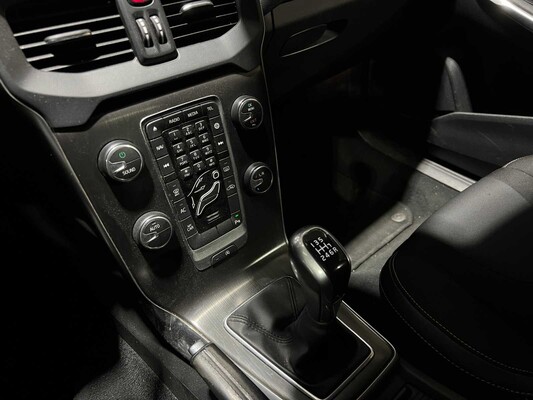 Volvo V40 2.0 D2 Momentum 120hp 2015, GH-539-N