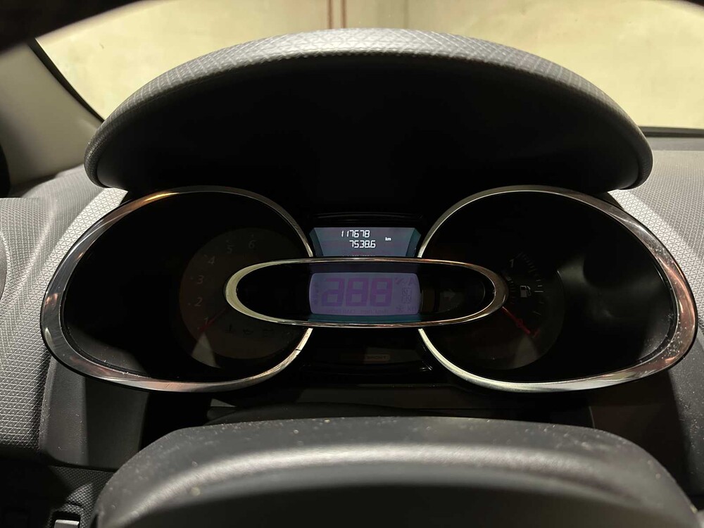 Renault Clio 1.2 GT (Automaat) 120pk 2015, RZ-409-B