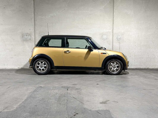 Mini 1.6 Cooper Pepper 116hp 2003, 68-LV-NN