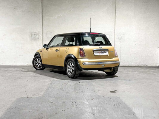 Mini 1.6 Cooper Pepper 116hp 2003, 68-LV-NN