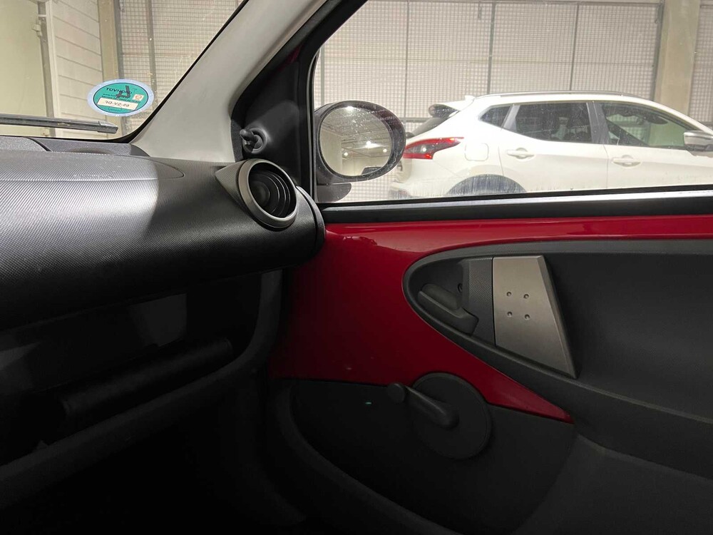 Toyota Aygo 1.0-12V 68pk 2006, 69-SV-DF