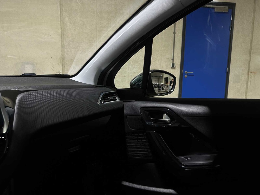 Peugeot 208 1.6 BlueHDi Blue Lease Premium 99pk 2015, HS-789-P