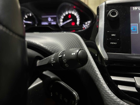 Peugeot 208 1.6 BlueHDi Blue Lease Premium 99hp 2015, HS-789-P