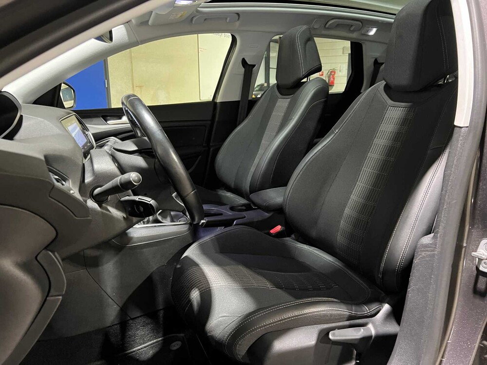 Peugeot 308 SW 1.2 PureTech Blue Lease Executive 110hp 2020, G-378-ST