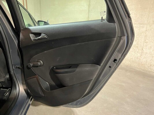 Opel Astra 1.4 Berlin 101hp 2014, 5-TDS-86