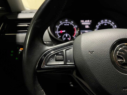 Skoda Octavia Combi 1.0 TSI Greentech Style Business -Automatic- 116hp 2018, SF-987-N