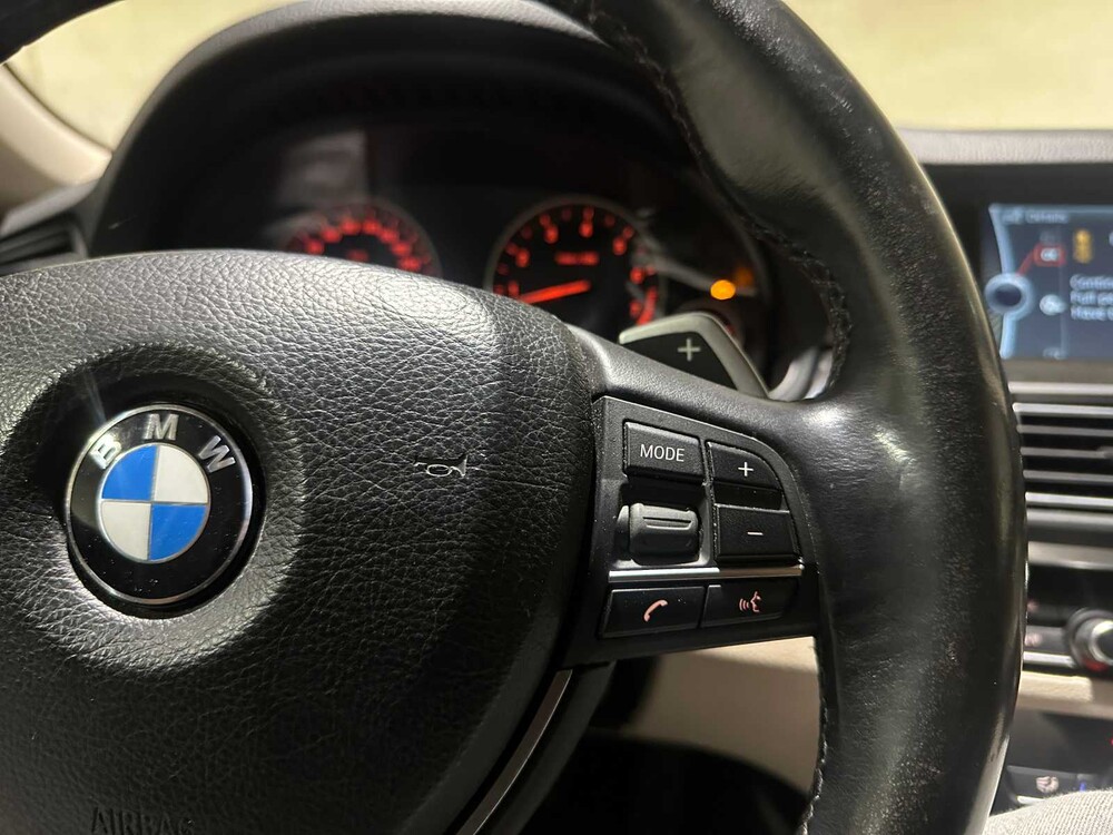 BMW 528i Touring High Executive 258hp 2011 5-Series, 55-PFG-7